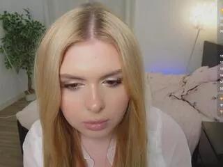 lola_schmidt from Flirt4Free is Freechat