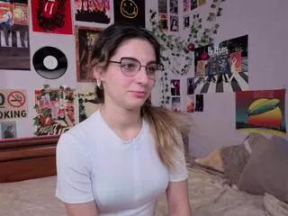Explore our live girls sluts from our Custom and Multi clubs and checkout exclusive access to highly interactive content, such as shape, hair, titties, pussy type and many more.