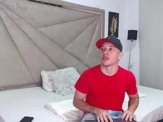 luccas_miller from Flirt4Free