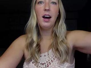 lucyy_allen from Flirt4Free is Freechat