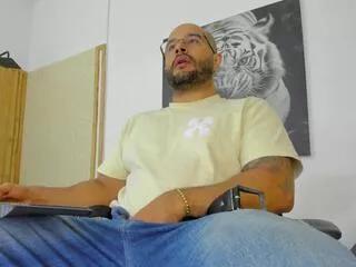 luke_hoott from Flirt4Free is Freechat