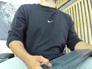 luke_hoott from Flirt4Free is Freechat