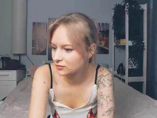 luna_luxy from Flirt4Free is Freechat