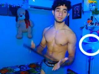 mask_david from Flirt4Free is Freechat
