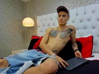 master_chy from Flirt4Free is Freechat