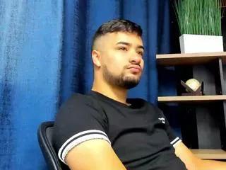 mathews_colton from Flirt4Free is Freechat