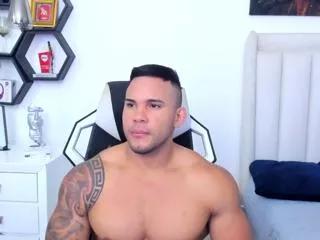 matthew_santos from Flirt4Free is Freechat