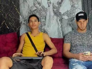 maximo_damian from Flirt4Free is Freechat