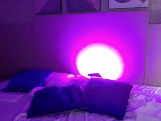 Mia_heath webcams show profile image 