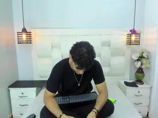 miller_alonzo from Flirt4Free is Freechat