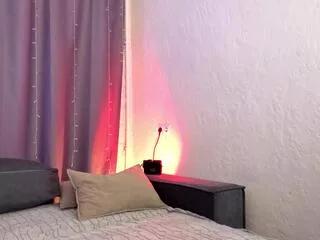 monica_golden from Flirt4Free is Freechat