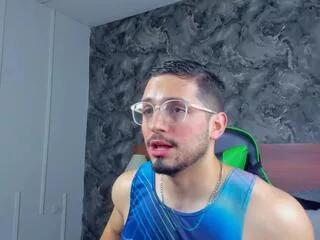 nick_moss from Flirt4Free is Freechat