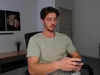 nick_start from Flirt4Free is Freechat