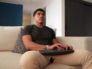 nico_blaze from Flirt4Free is Freechat