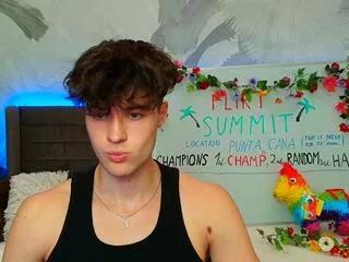 nikk_carville from Flirt4Free