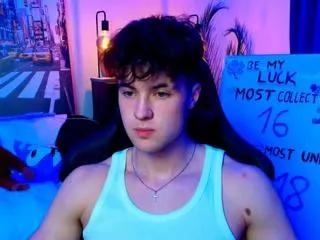 nikk_carville from Flirt4Free