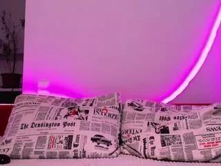 nina_fernandes from Flirt4Free