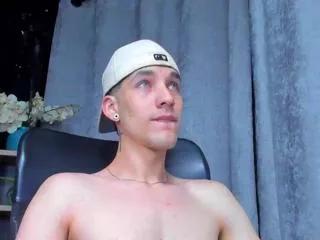 noah_brigth on Flirt4Free