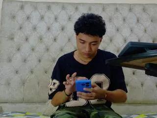 noah_saimon from Flirt4Free is Freechat