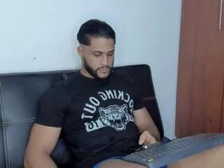 pier_simons from Flirt4Free is Freechat