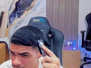 riccie_pezzutti from Flirt4Free is Freechat