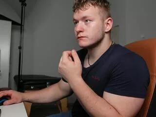 richard_dullas from Flirt4Free is Freechat