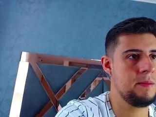 ryan_evanns from Flirt4Free is Freechat
