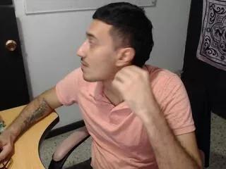 ryan_peyton from Flirt4Free is Freechat
