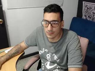 ryan_peyton from Flirt4Free is Freechat
