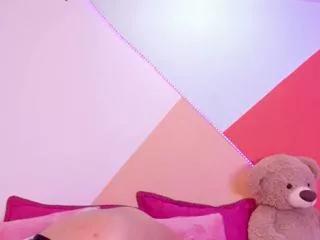 Explore our live girls sluts from our Custom and Multi clubs and checkout exclusive access to highly interactive content, such as shape, hair, titties, pussy type and many more.