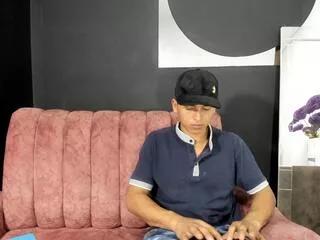 steban_cruz from Flirt4Free is Freechat