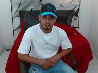 thomas_cuper from Flirt4Free is Freechat
