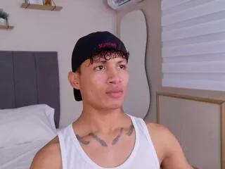 tommy_paterson from Flirt4Free is Freechat