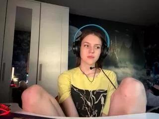 Explore our live girls sluts from our Custom and Multi clubs and checkout exclusive access to highly interactive content, such as shape, hair, titties, pussy type and many more.