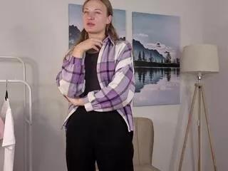 twanna_montufar from Flirt4Free is Freechat