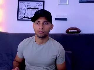 tyler_brownn from Flirt4Free is Freechat