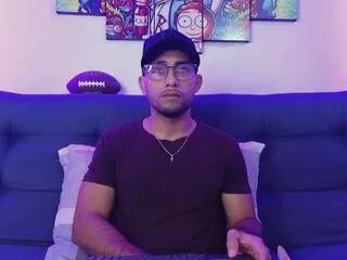 tyler_brownn from Flirt4Free is Freechat