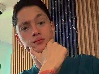 Tyler_thin webcams show profile image 