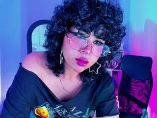 Explore our live girls sluts from our Custom and Multi clubs and checkout exclusive access to highly interactive content, such as shape, hair, titties, pussy type and many more.