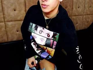 will_sthar from Flirt4Free