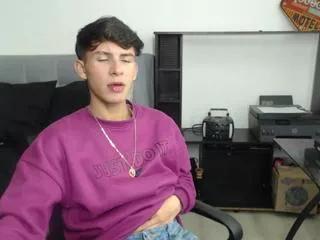 will_sthar from Flirt4Free