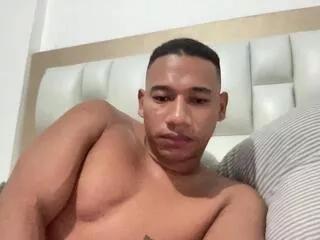 Winston_t webcams show profile image 