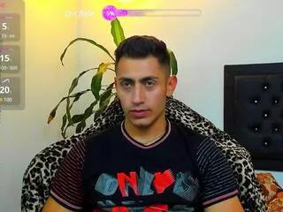 zach_price from Flirt4Free is Freechat