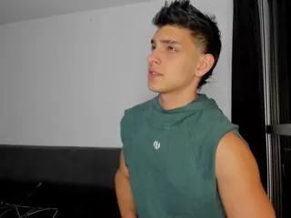 zayn_laurent from Flirt4Free is Freechat