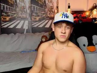 zeke_carter from Flirt4Free is Freechat