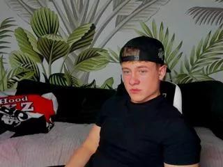 zeke_carter from Flirt4Free