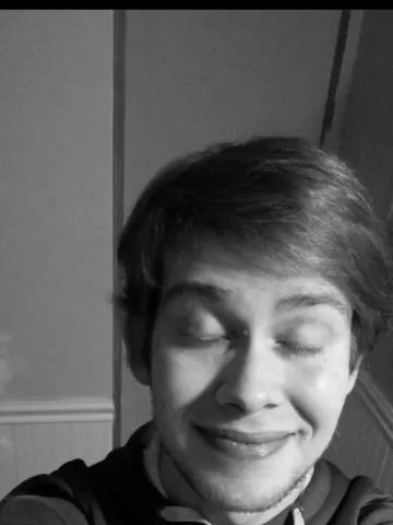 AndrewC webcams show profile image 