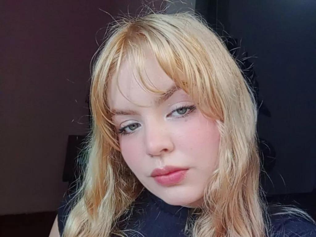 AlissonGrey webcams show profile image 