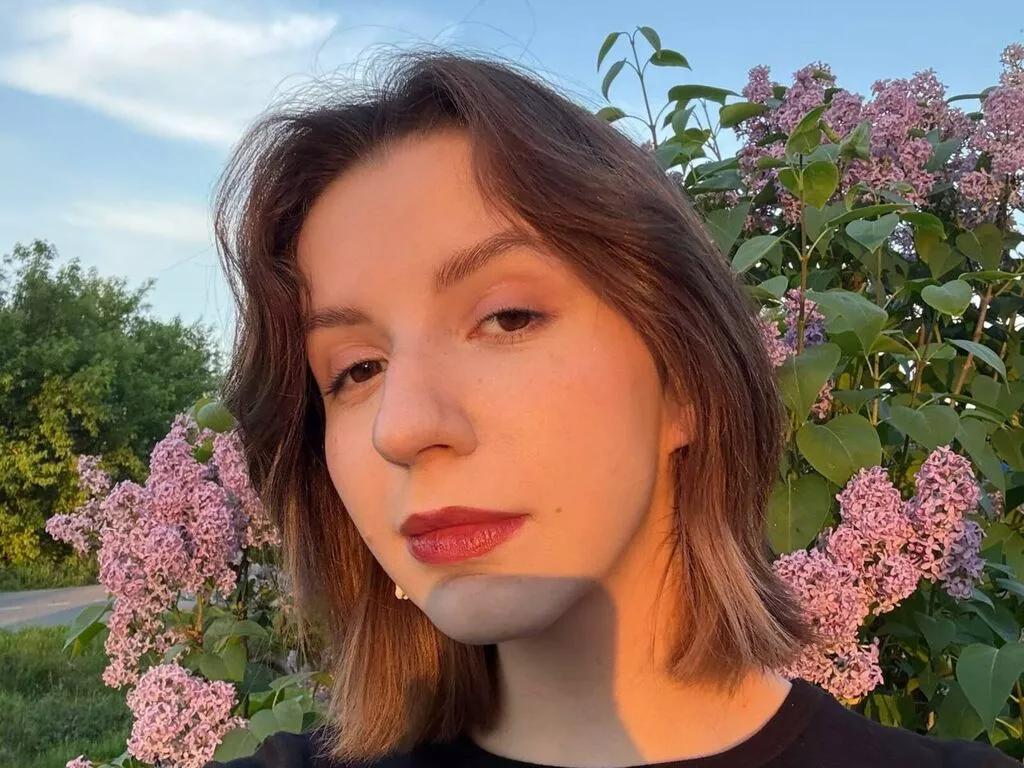 AmaliaHoffmann webcams show profile image 