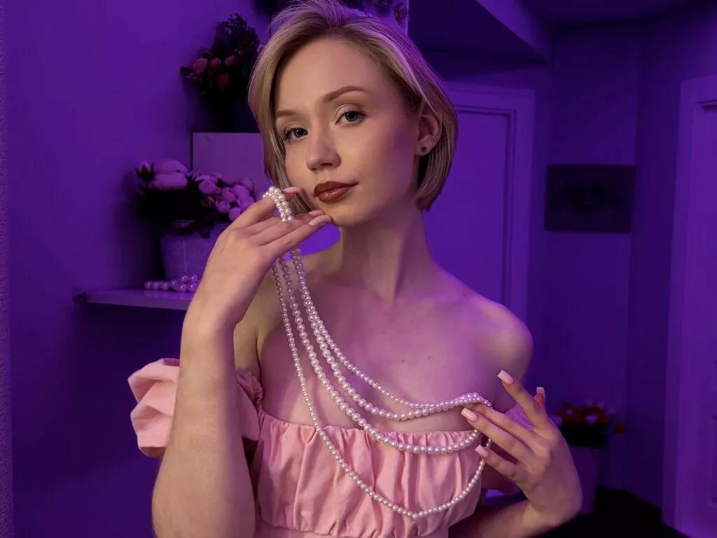 AmeliaViera webcams show profile image 
